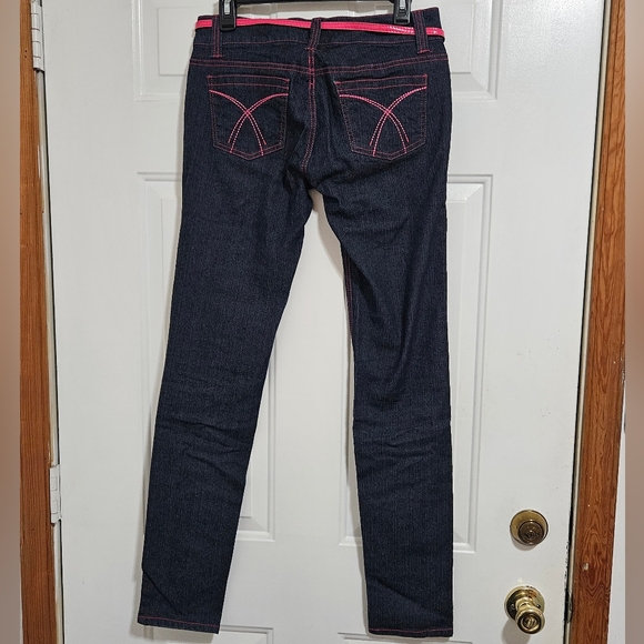 Almost Famous Skinny Jeans Size 3 - Picture 2 of 3